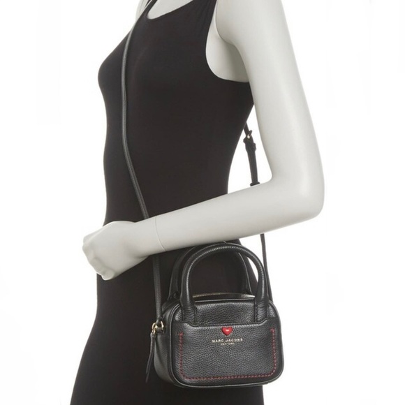 marc jacobs empire city valentine mini wallet